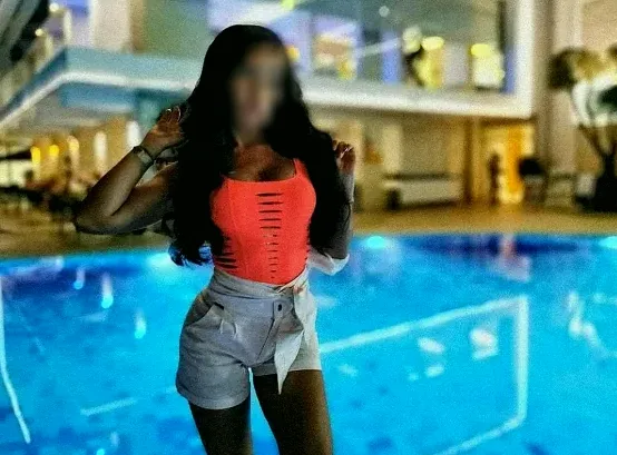 Aaliyah, 40