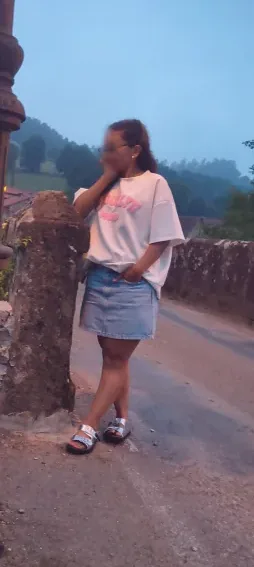 Ailsa, 32