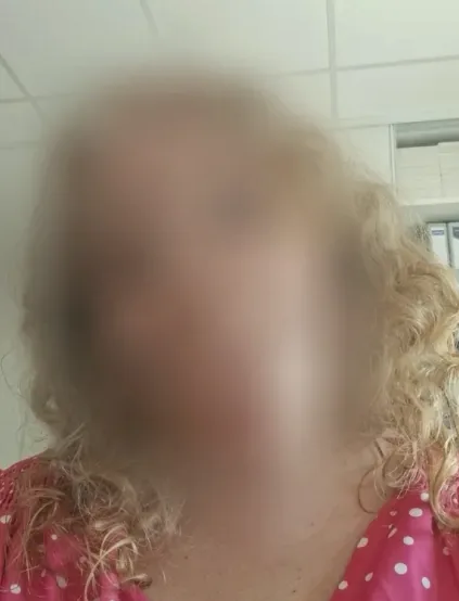 Isabelle, 29