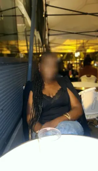 Leanne, 34