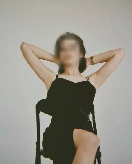 Mila, 27
