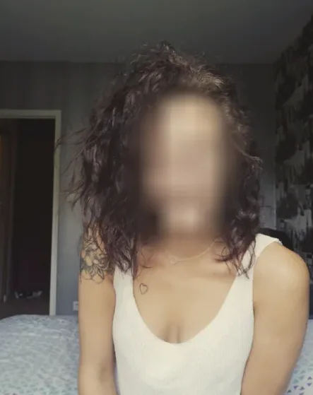 Naomi, 30