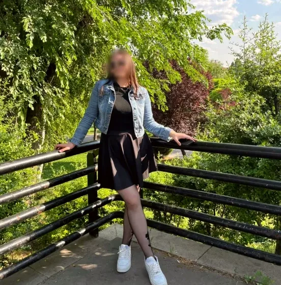 Natalie, 21