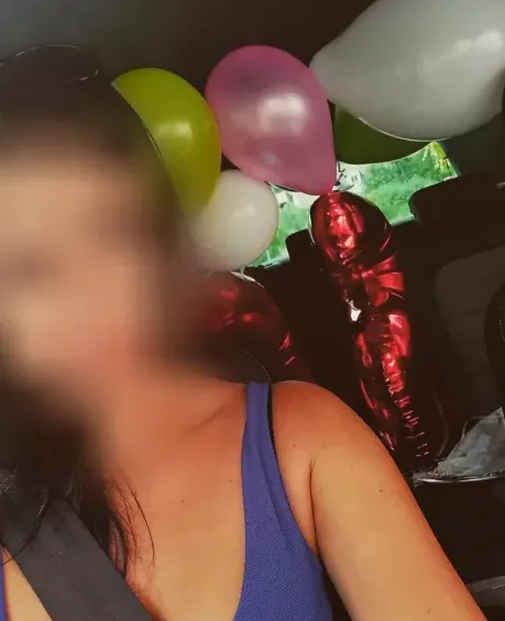 Sofia, 24