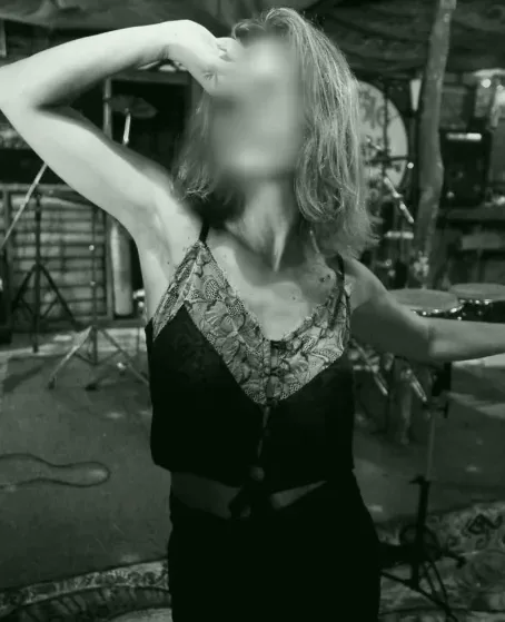 Zara, 20
